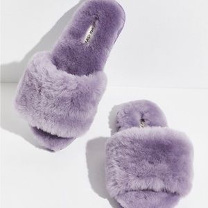 NWT Free People Casa Clara Frankie Cloud Shearling Slippers, Size 39 (8)